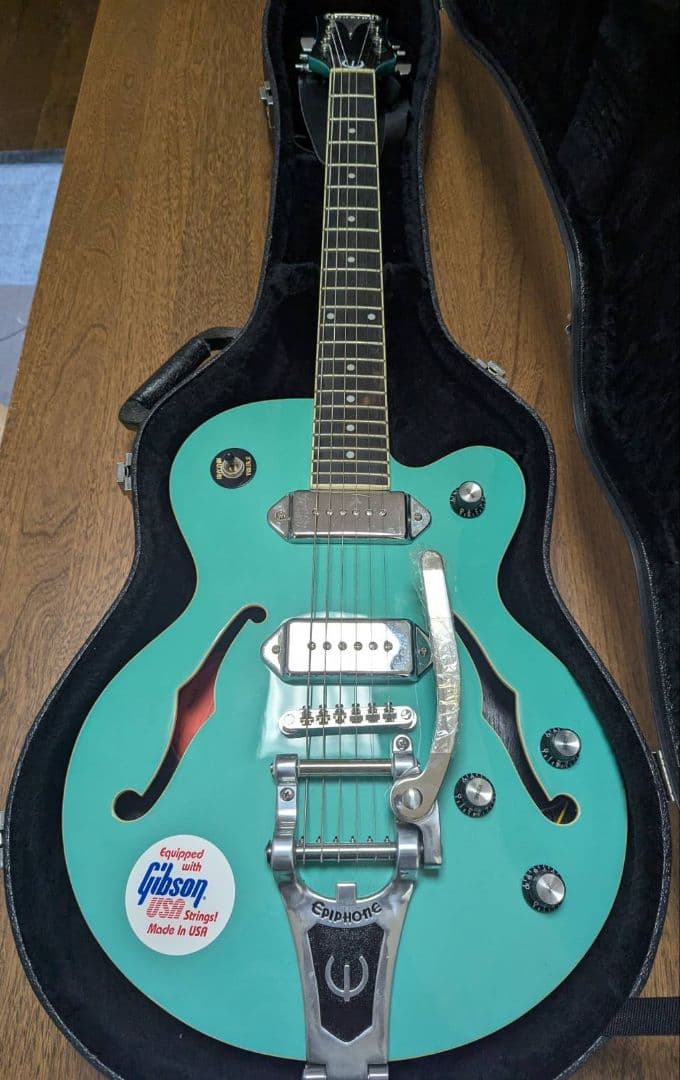 まっちゃん　エピフォン ギター ミントグリーン ハードケース付き
