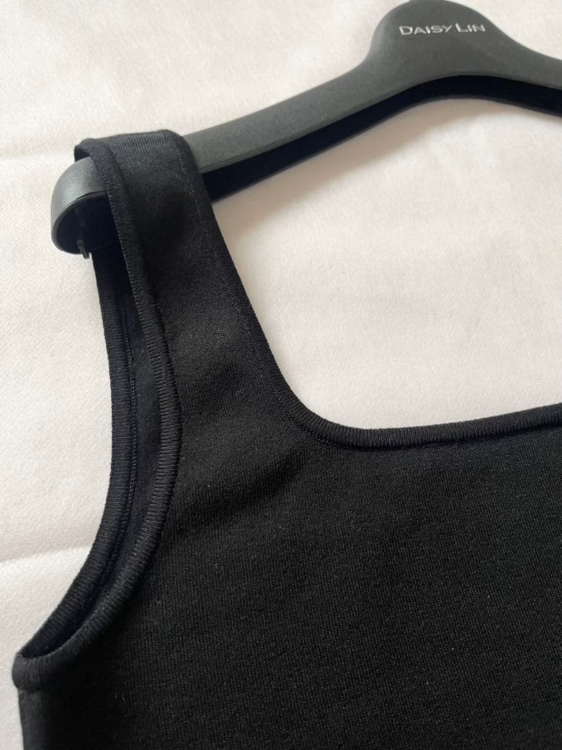 未使用品♡ FOXEYフォクシー DAISY LIN知的デコルテスクエアトップ