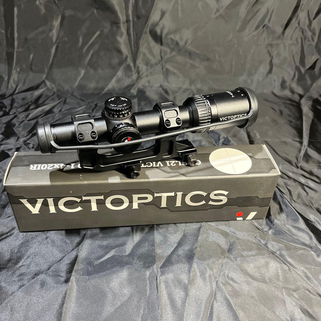 VictOptics ZOD 1-4x20 スコープ　ガイズリータイプマウント