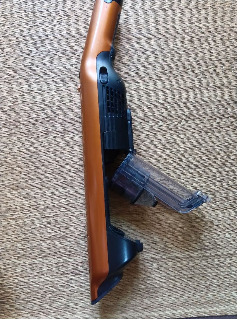 Shark スティッククリーナー キャメル《お手入れブラシ》付き