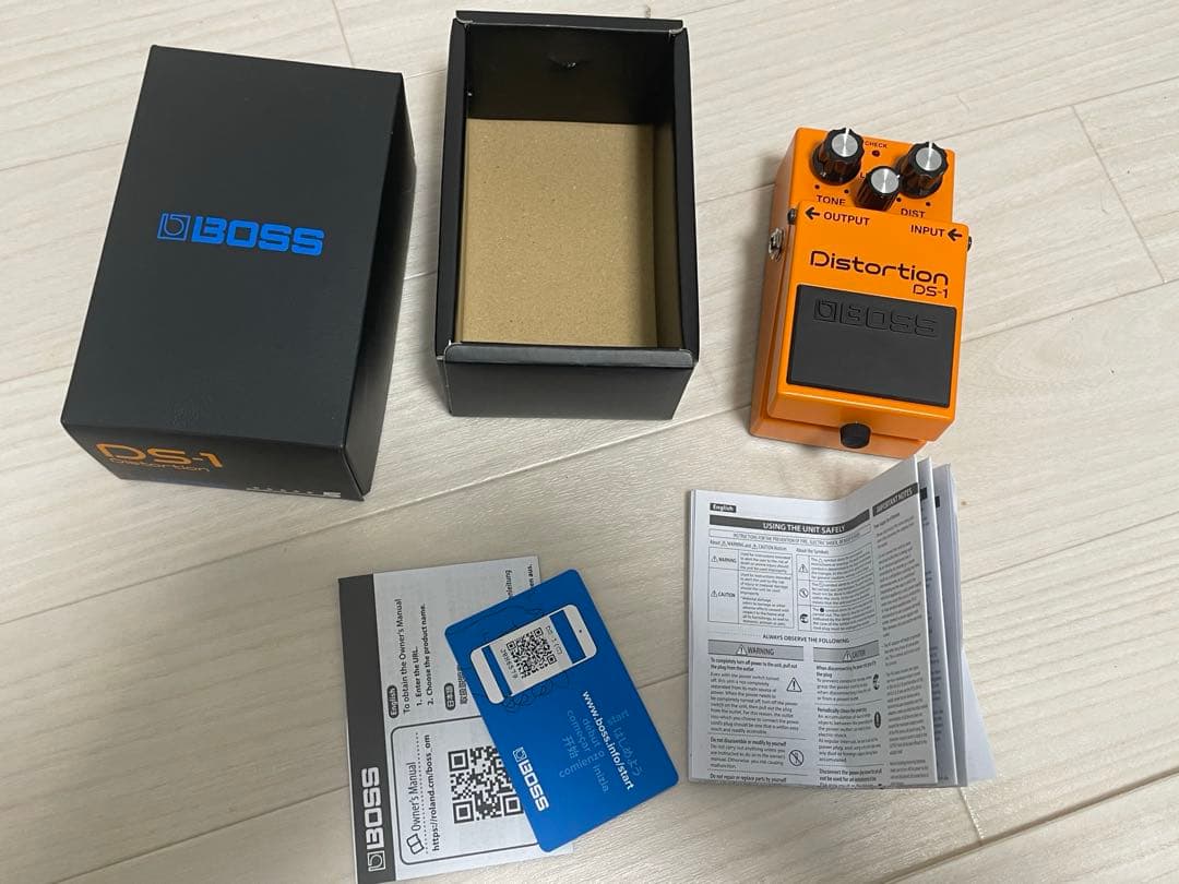 極美品　BOSS DS-1 ディストーションペダル