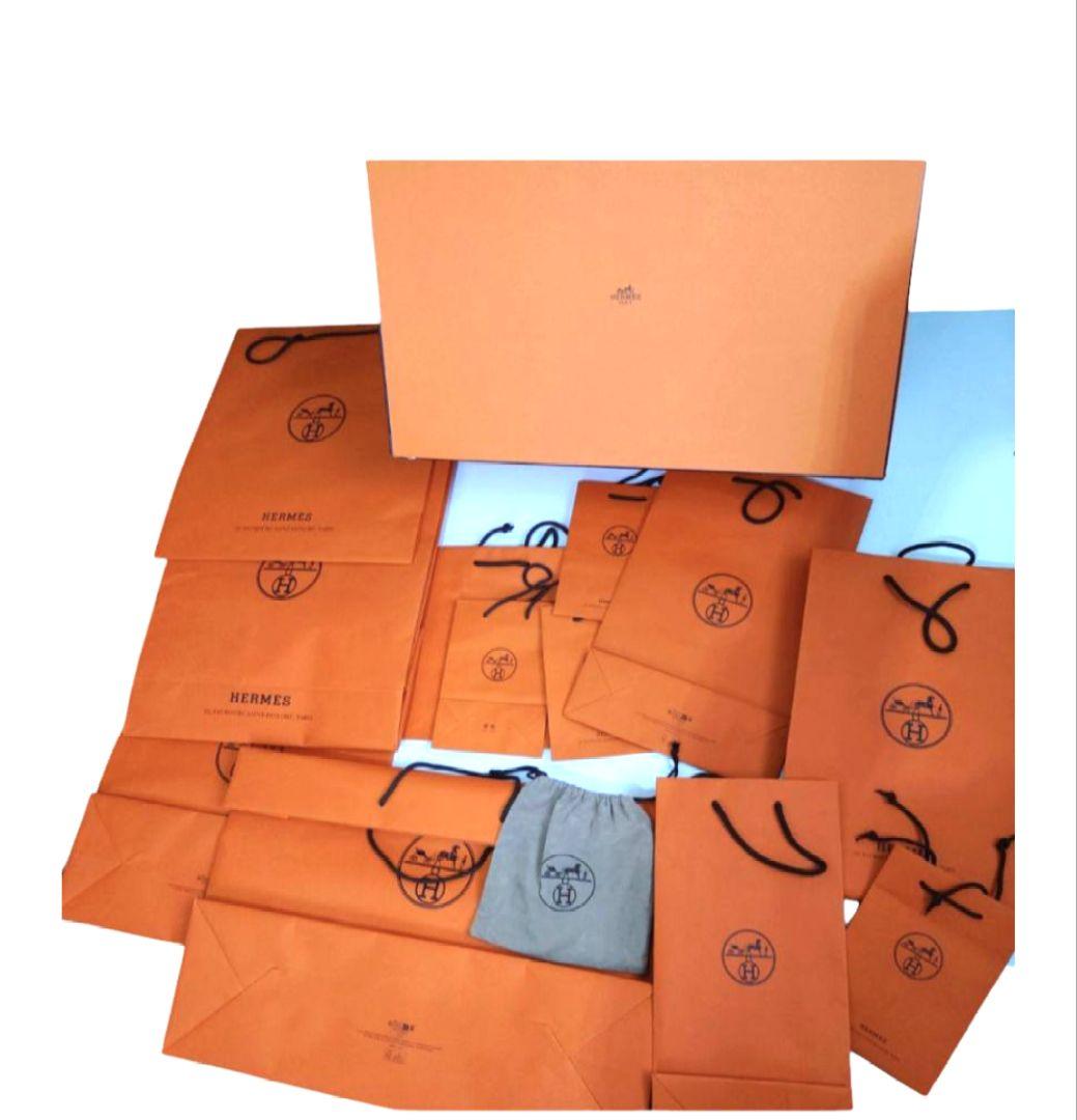 HERMES　エルメス空箱15個 、紙袋14個、巾着袋 1個　合計30個セット！