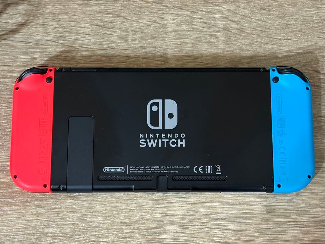 Nintendo Switch 初期モデル　本体 赤/青 充電器付き　箱無し