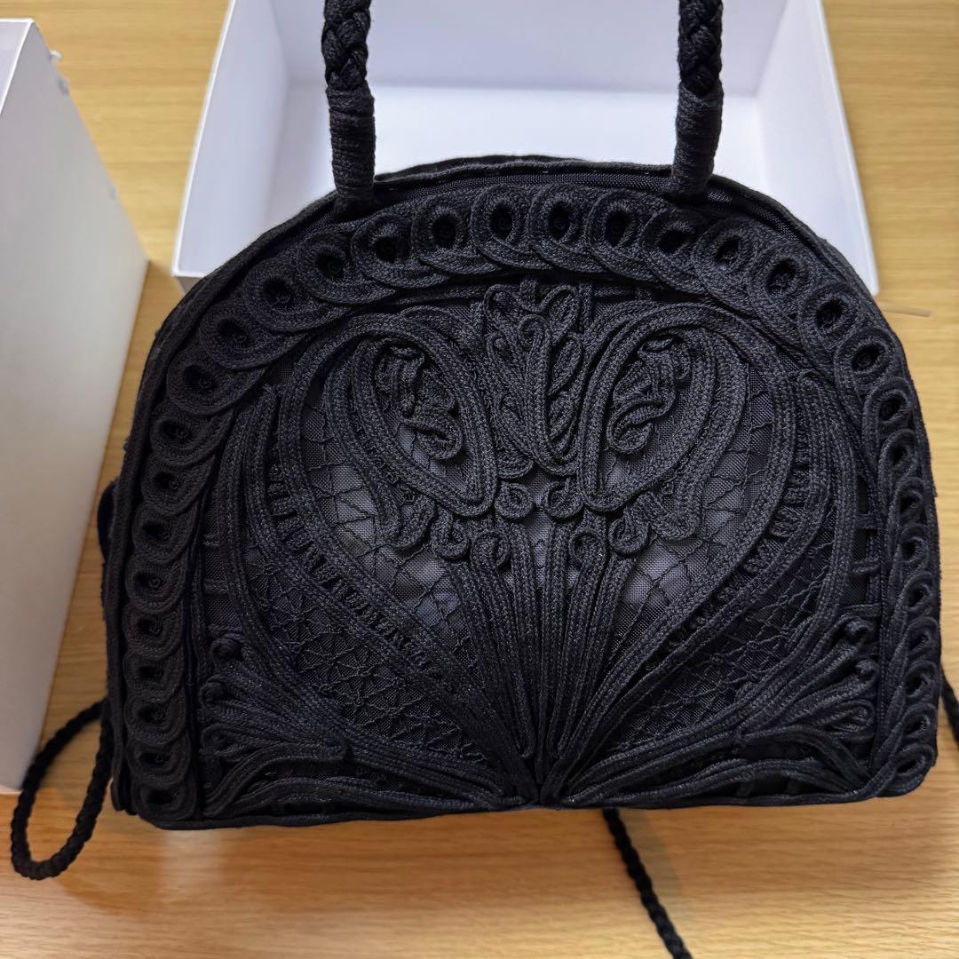 マメクロゴウチ mame kurogouchi コード刺繍バッグ 黒　black