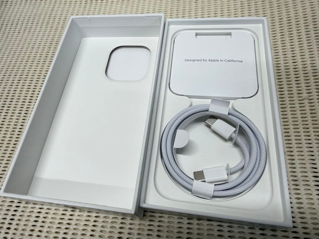 バッテリー残量91％　iPhone 15 Pro 256GB ブラックチタニウム