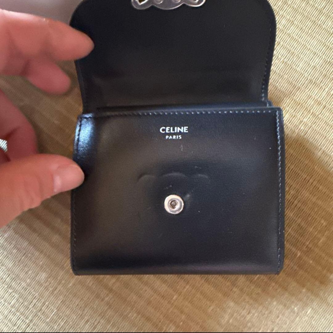 CELINE トリオンフ 三つ折り財布 ブラックシルバー