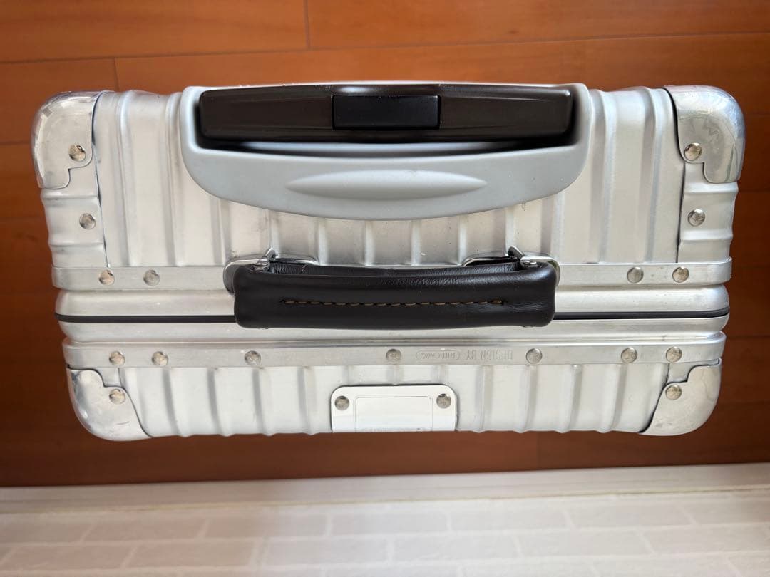 RIMOWA リモワ クラシックフライト 廃盤　2輪