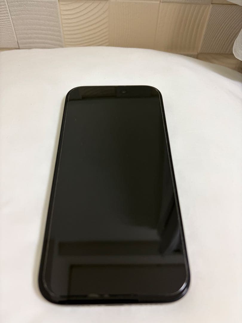 【新品同様】Apple iPhone 15 ブラック 256GB