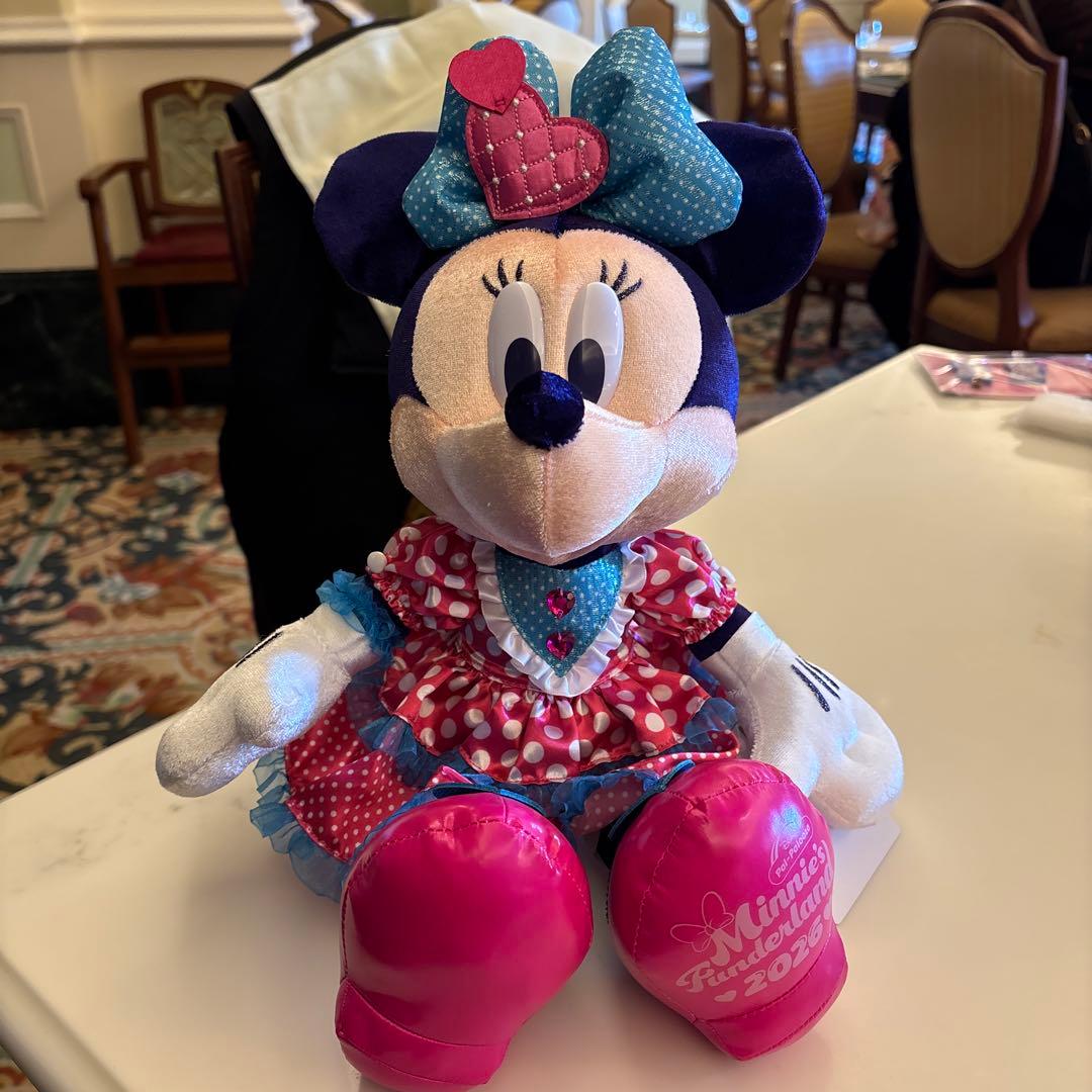DISNEY パルパルーザ　ミニーのファンダーランド　ぬいぐるみ