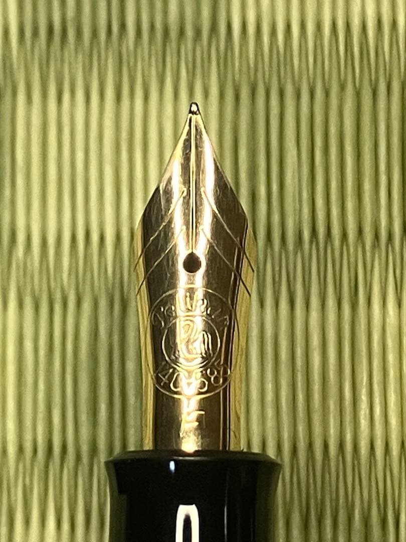 Pelikan M400(#500)　green-stripe 緑縞　F-nib