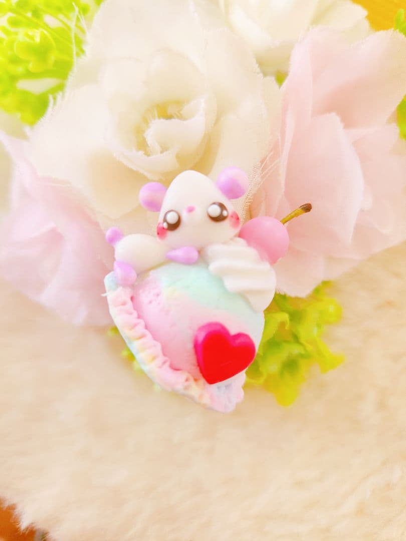 生春巻き　カワウソ　フェイクスイーツ 樹脂粘土　スイーツデコ　ミニチュア