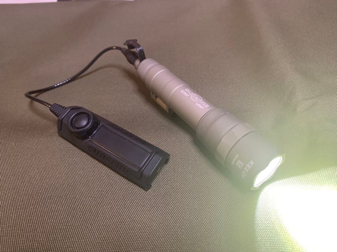 SureFire SR07 リモート スイッチ 実物
