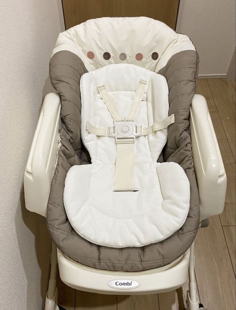 のん 値下げ【美品】コンビ　ネムリラ　オートスゥイング　 直接引き取OK