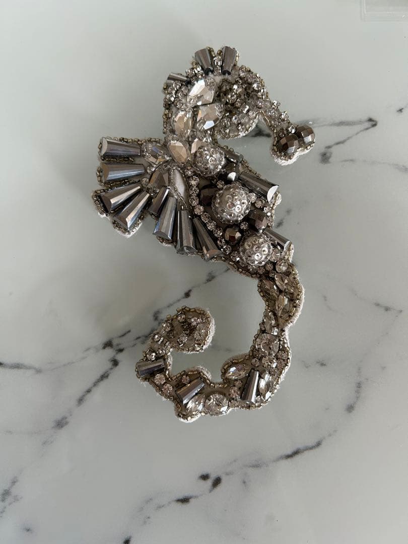 激レア max mara ブローチ シルバー クリスタル タツノオトシゴ ベア