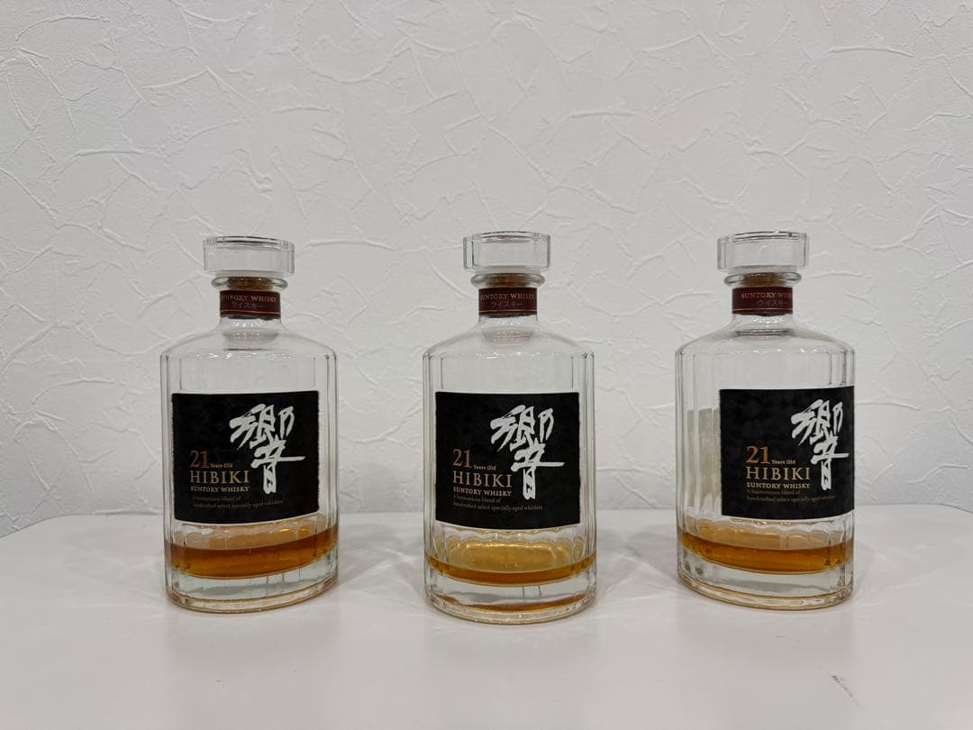 響 21年 ウイスキー 空瓶