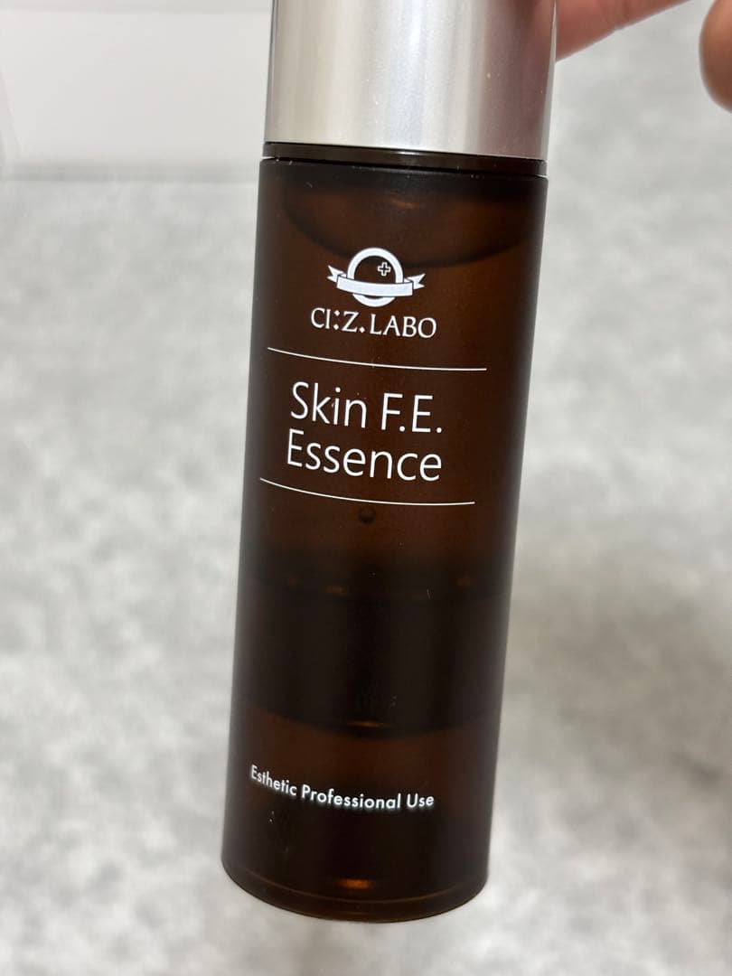 美顔器、美容液2点セット