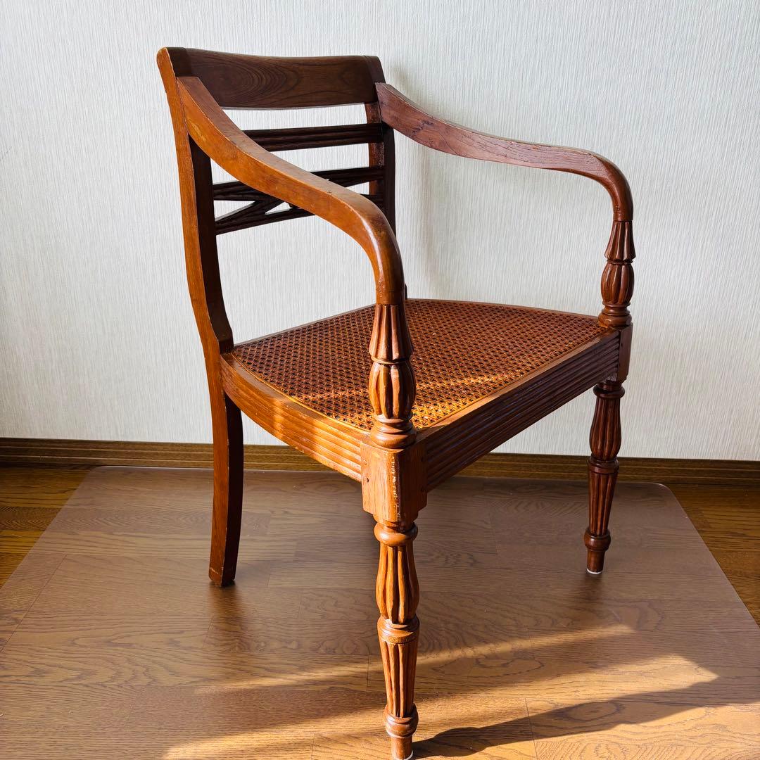 送料込み ヴィンテージ アームチェア 英国調 チッペンデール風 椅子 ラタン座面