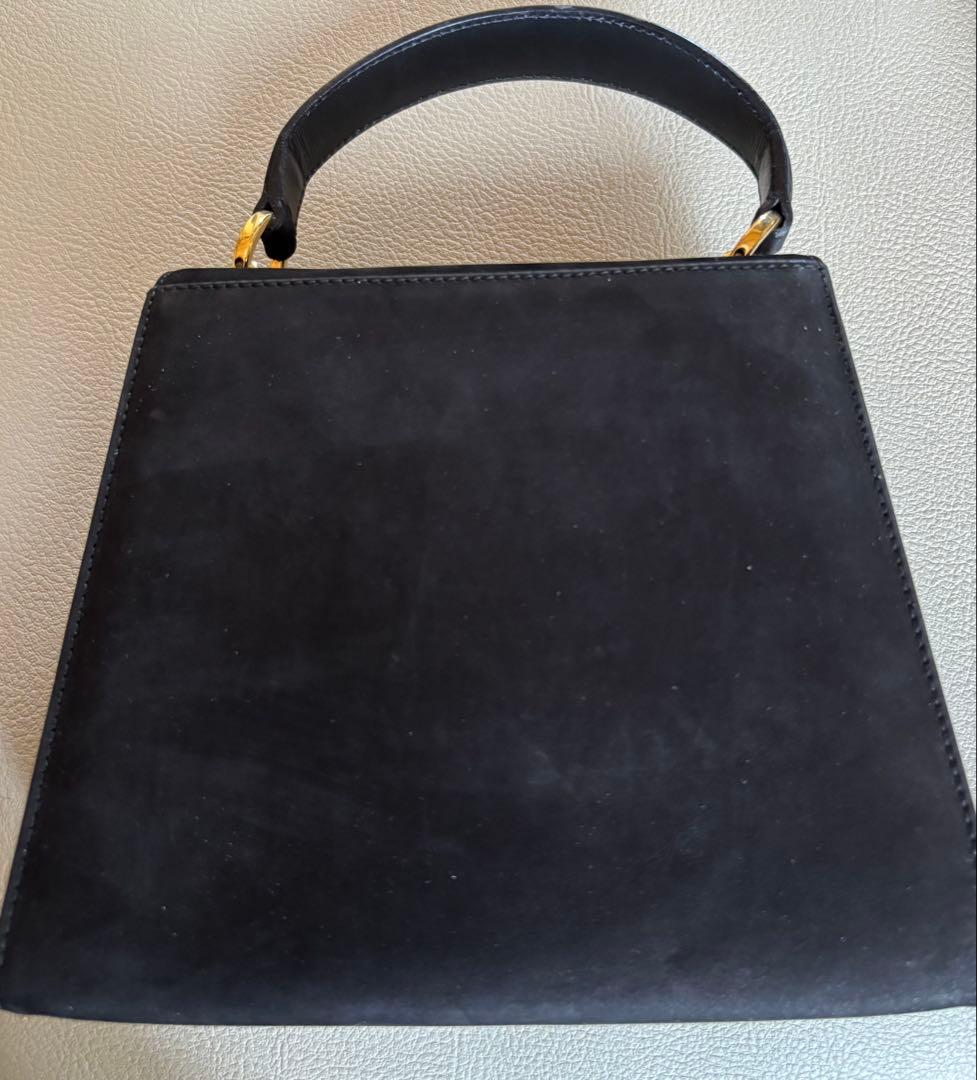 Salvatore Ferragamo ブラック パーティーバッグ