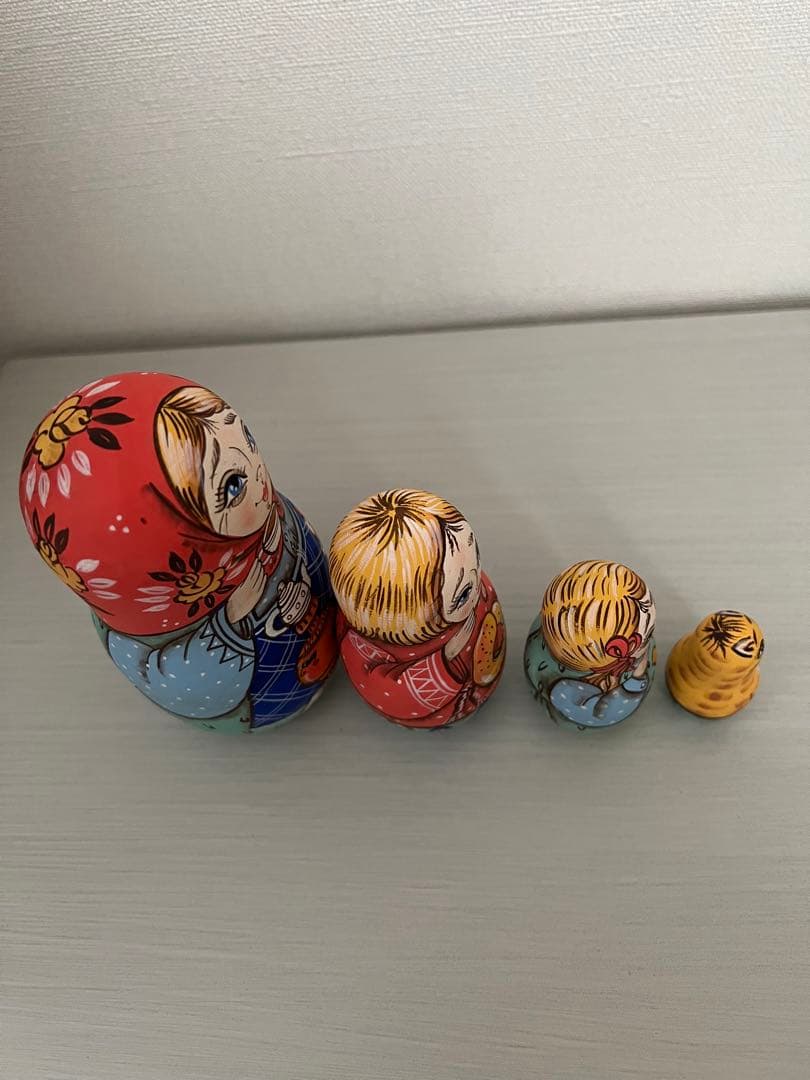 マトリョーシカ　少女　猫　スイーツ