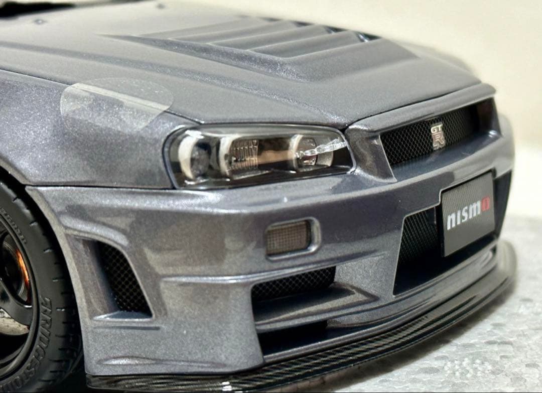 MOTORHELIX 日産 スカイライン GTR R34 1/18
