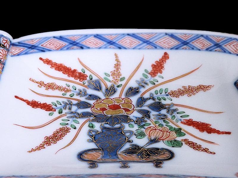 大聖寺伊万里　生け花の図　巻物型変形皿　E329AS-CQp