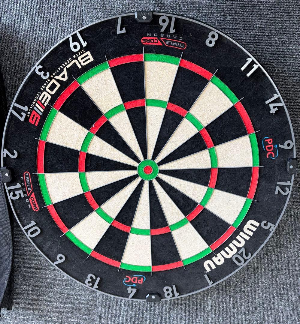 WINMAU BLADE 6 ダーツボード トリニダードカバー付き
