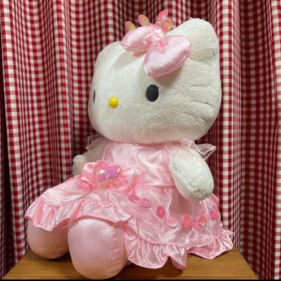 サンリオ　ハローキティ　USA 海外　グッズ　ぬいぐるみ　ドレス 2004