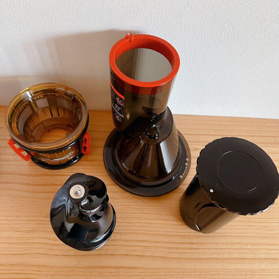 ★SALE★ クビンズ　ホールスロージューサー　JSG-121 ジューサー