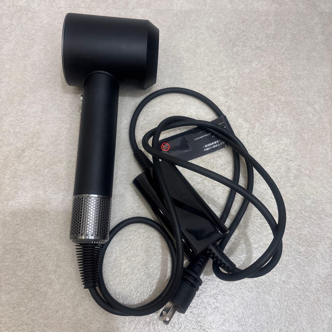 ダイソン　ドライヤー　hd08 ブラック