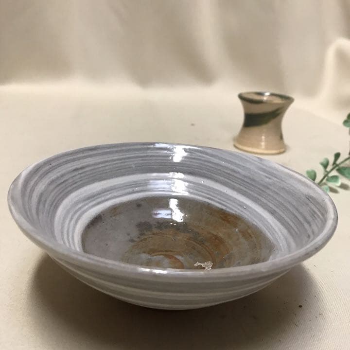 お茶道具一式　茶碗、水指、建水、棗、茶筅、茶杓、茶柄杓、蓋置き、短冊棚　8点