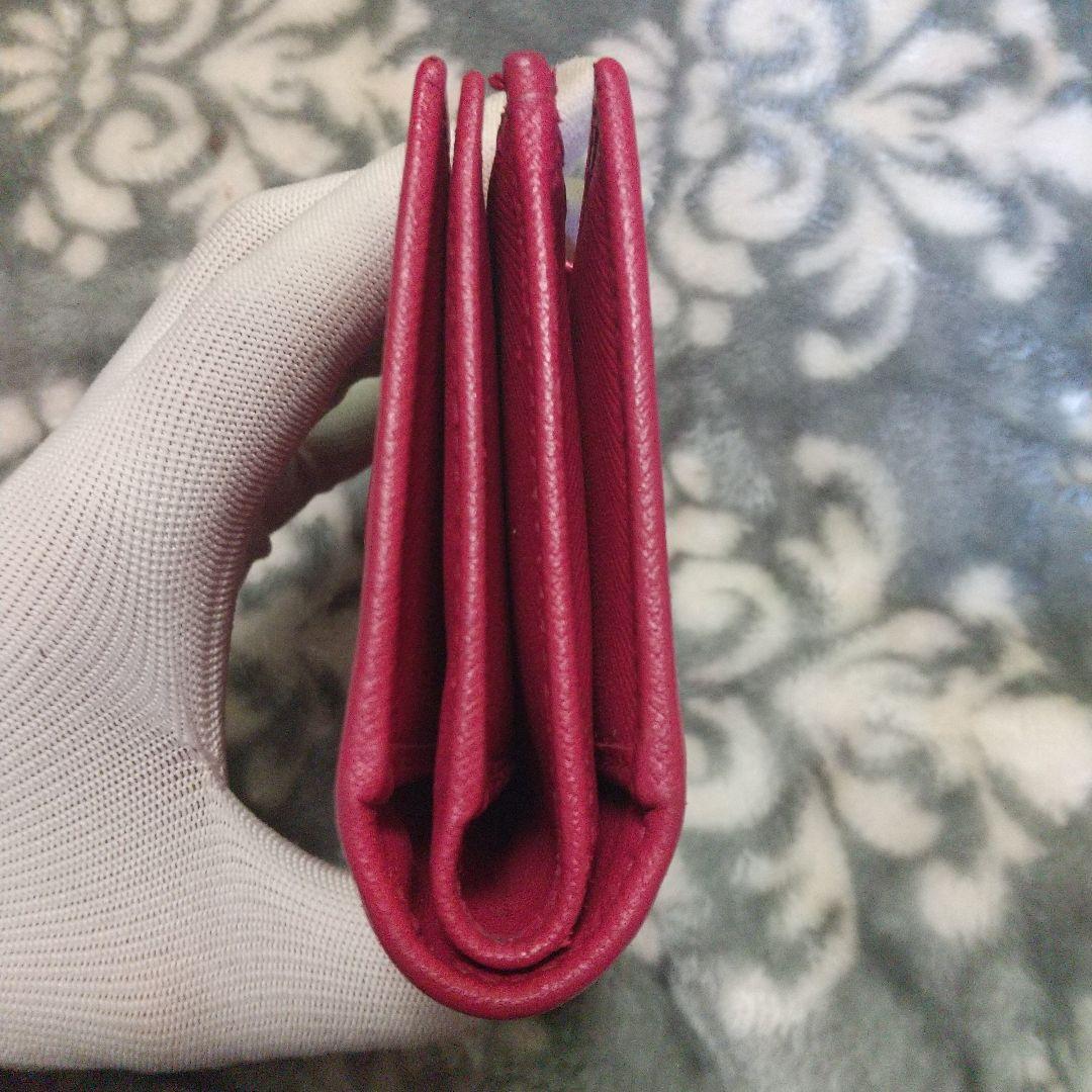 PRADA サフィアーノメタルロゴ レッド系