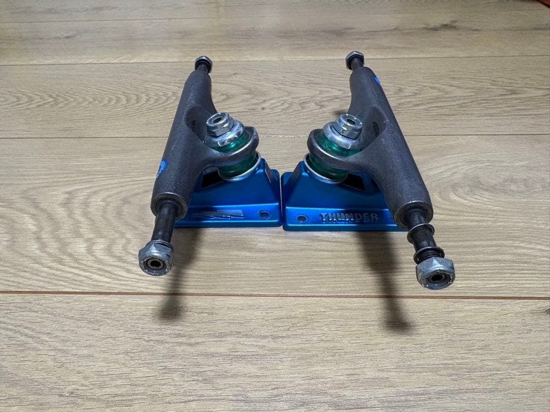 サンダートラック HOLLOWLIGHT 147HI