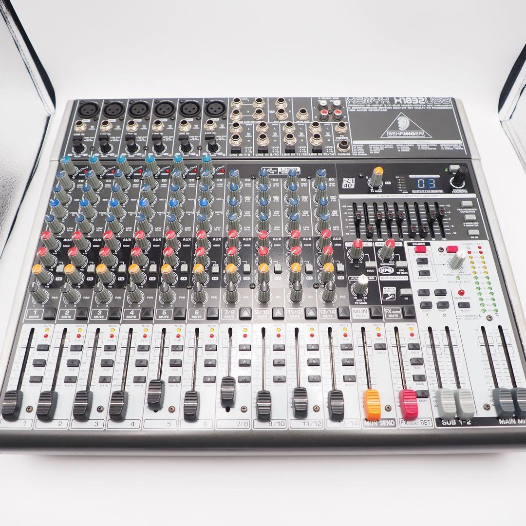 BEHRINGER XENYX X1832USB アナログミキサー 音出し確認済