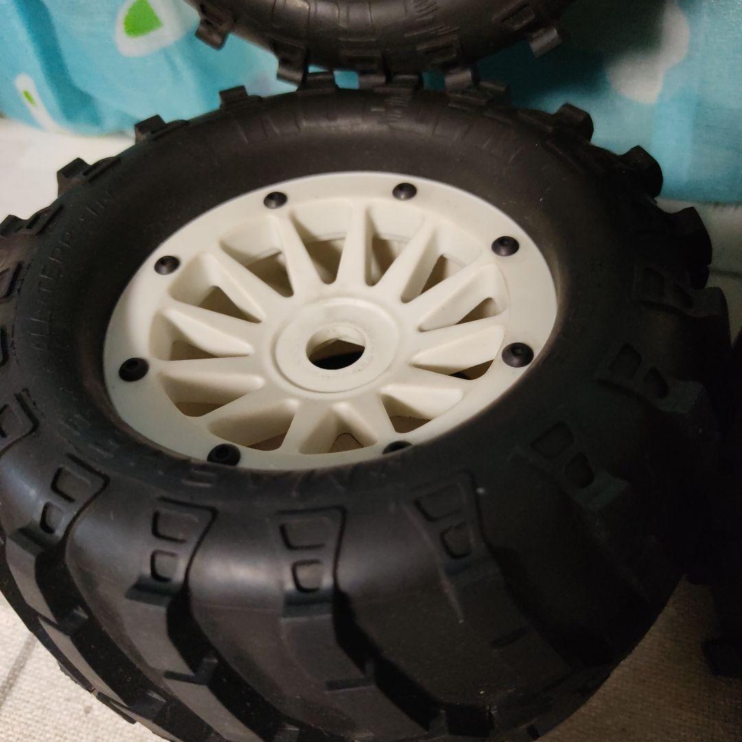 hpi トラクサス　ビードロックホイール　タイヤ