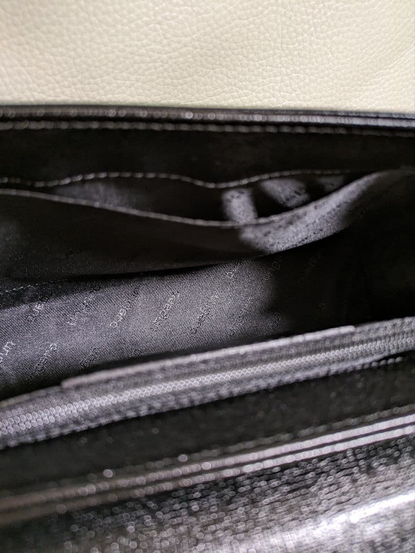 【ギミック有】【美品】ungaro ウンガロ　ハンドバッグ　黒　フォーマル　本革