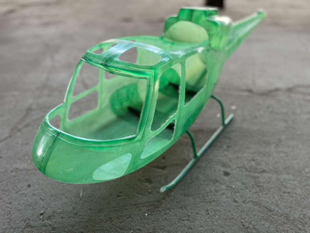 ラジコン ヘリコプター　スケールボディ