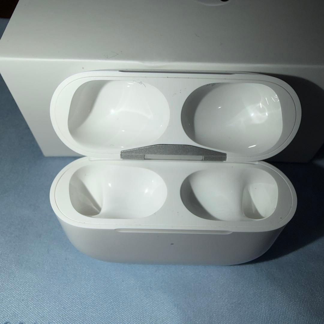 Apple AirPods Pro 第1世代