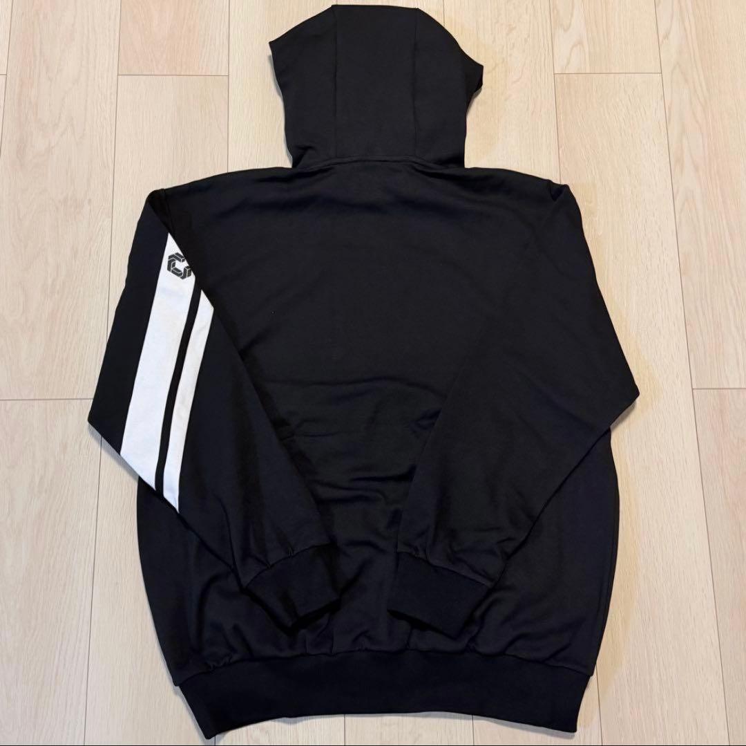 CRONOS クロノス　大人気　ブラックパーカー フード付き
