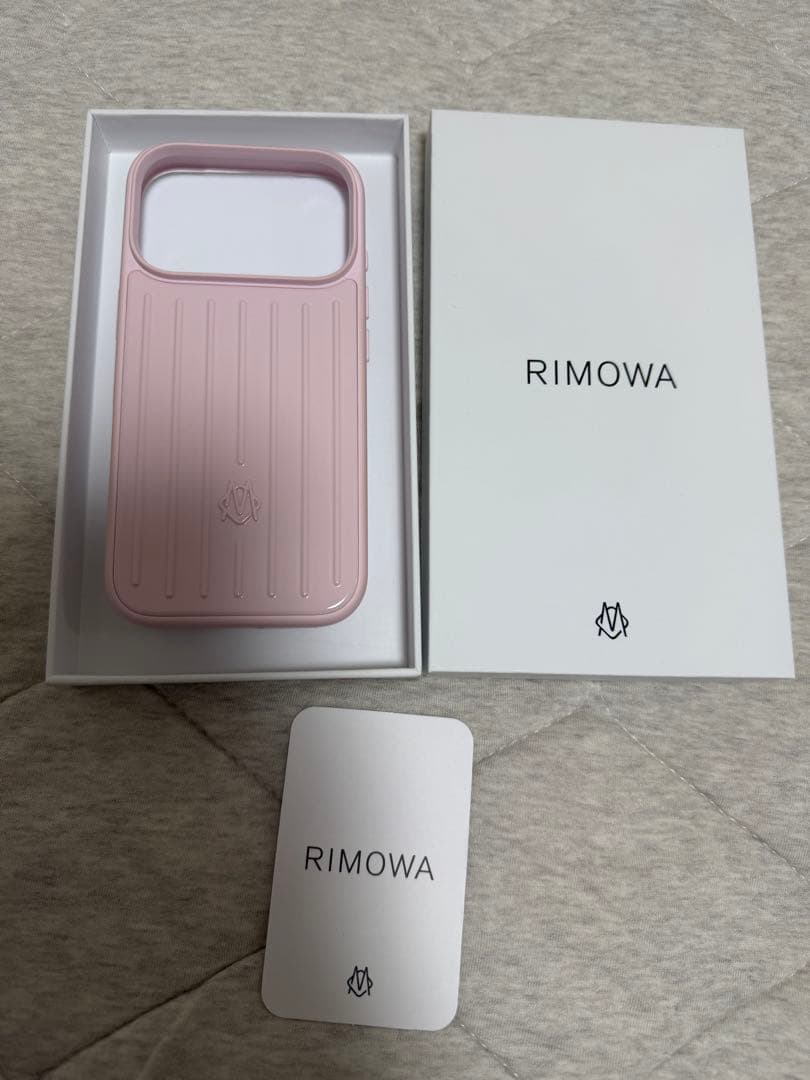 正規品RIMOWA バレリーナピンク　iPhone17pro ケース