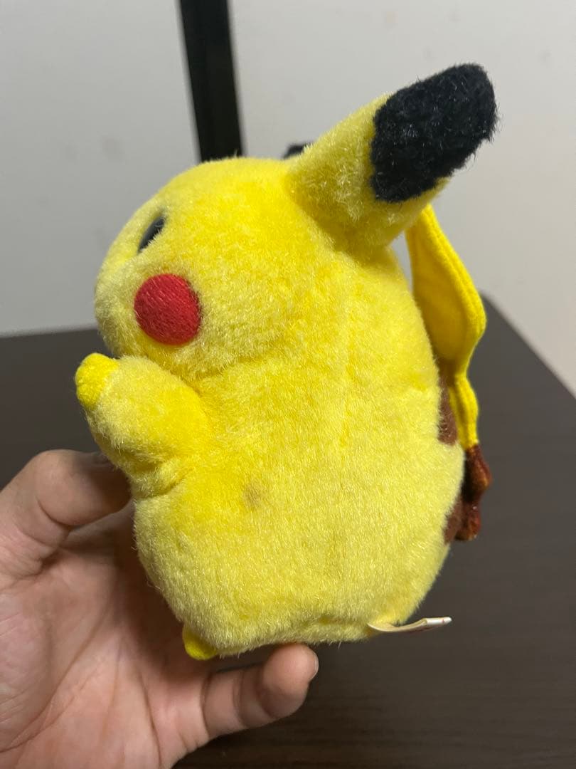 ピカチュウ TOMY 初期　ぬいぐるみ