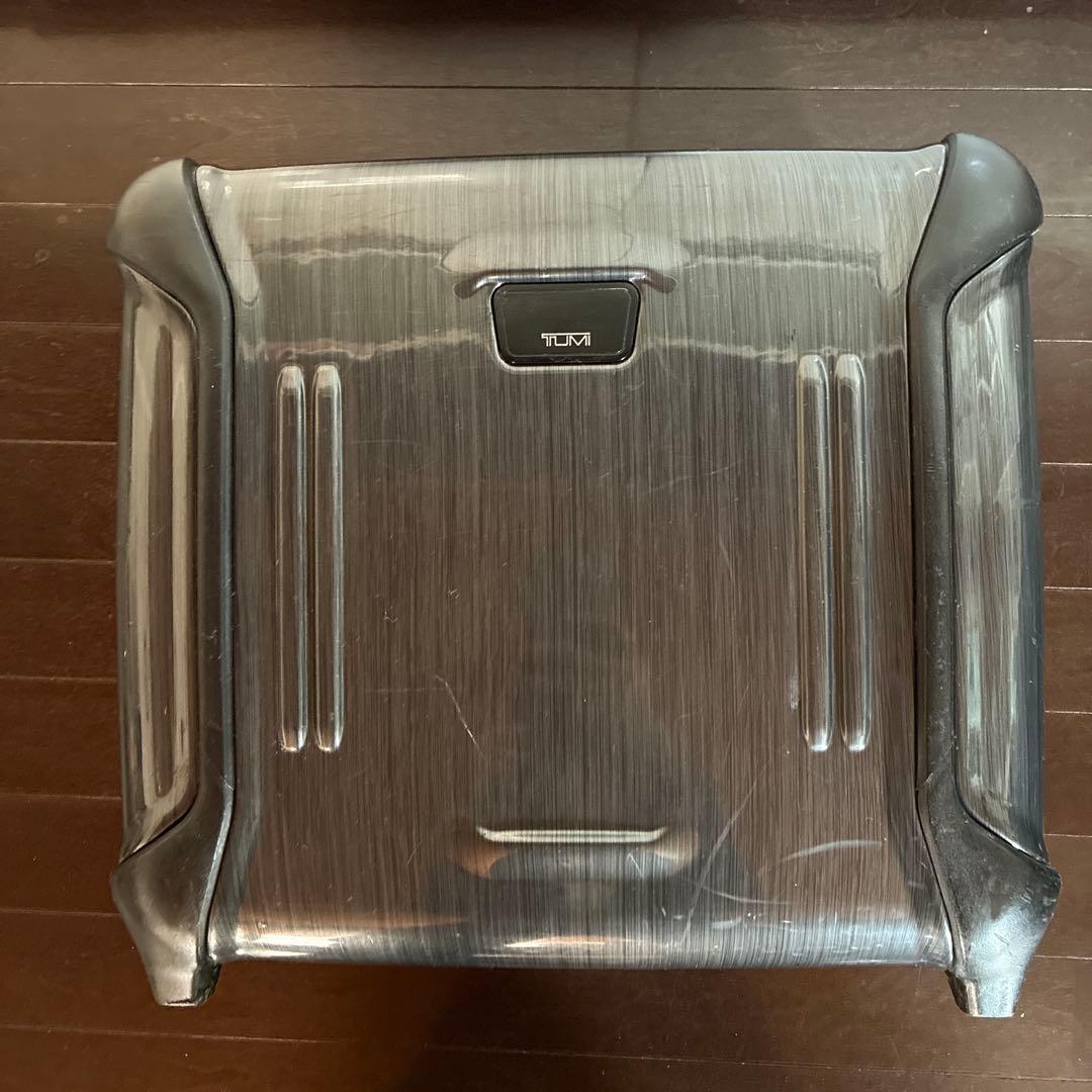 TUMI トゥミ 28012D コンパクトキャリーケース 2輪　中古品