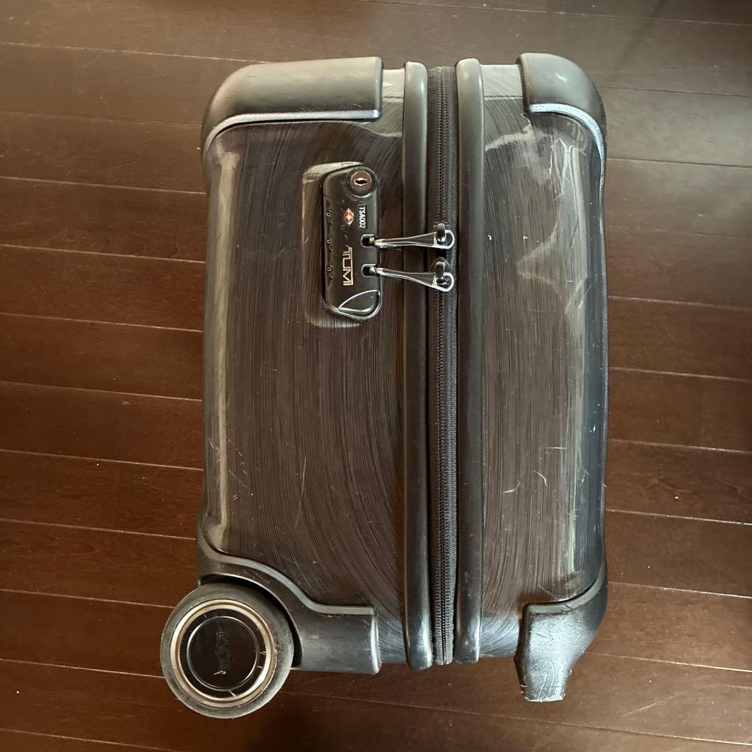 TUMI トゥミ 28012D コンパクトキャリーケース 2輪　中古品