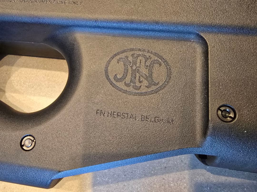 P90 GBBRカスタムガスガン