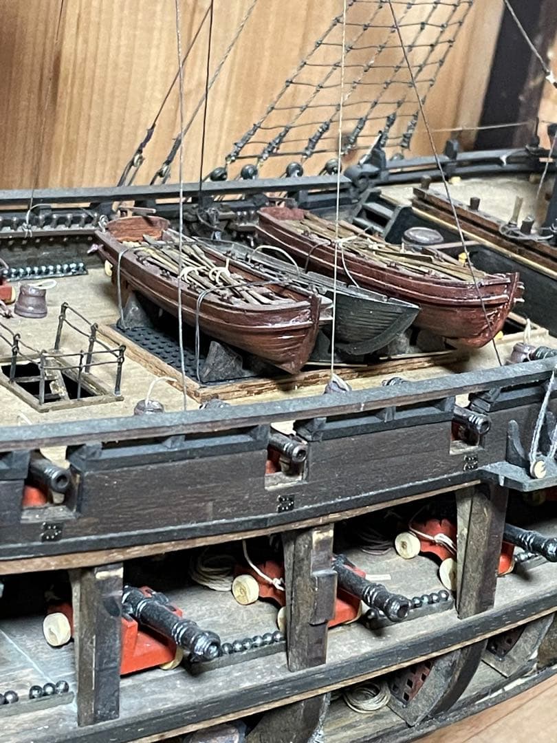 木造帆船模型　パイレーツ・オブ・カリビアン アシェット　1〜135ブラックパール