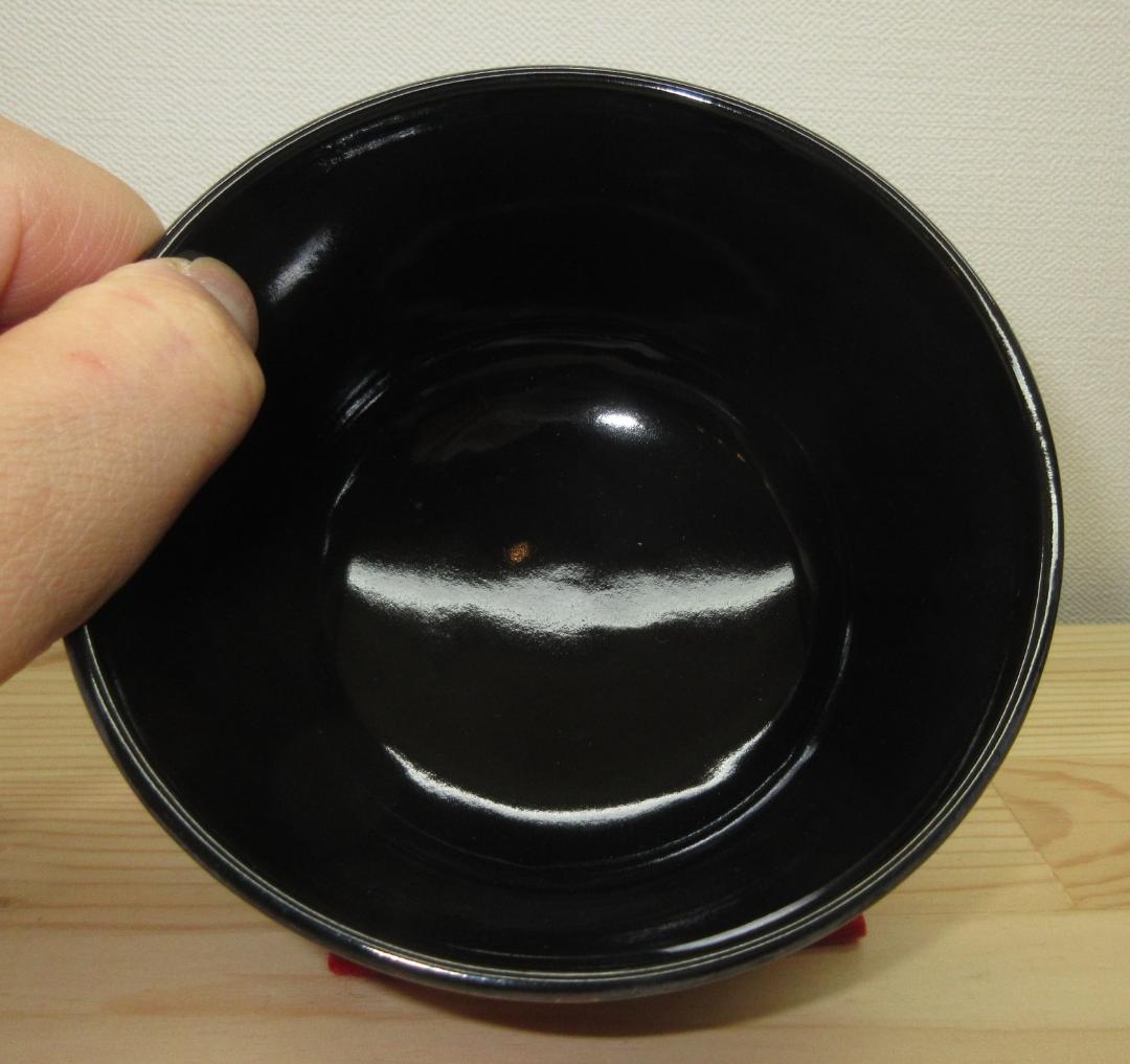 送料込【逢絢亭・新品】茶道具 茶碗 美濃焼 黒仁清 梅林の図 宮地英香