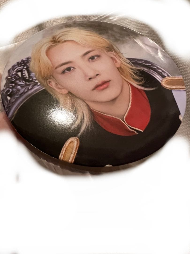 seventeen cafe in seoul 缶バッジ　ジョンハン