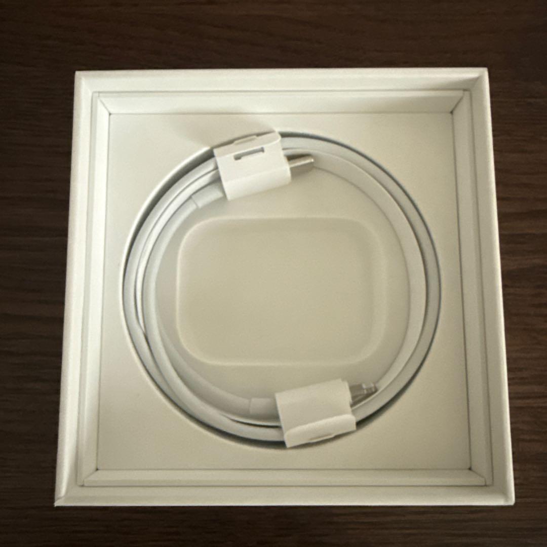 Apple AirPods Pro 2 本体 + 充電ケース・ケーブル付き