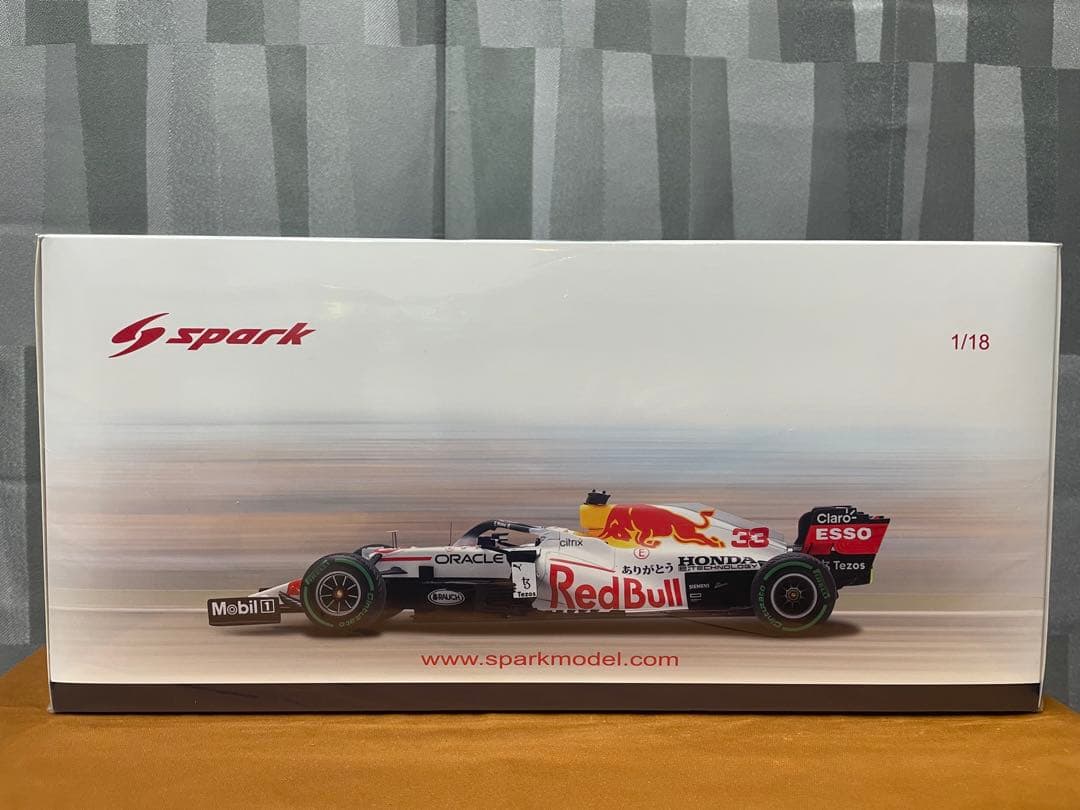 スパーク1/18 レッドブルRB16B マックスフェルスタッペン トルコGP使用