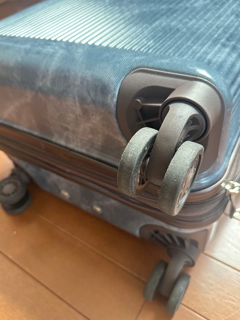 Lee キャリーケース　機内持ち込み