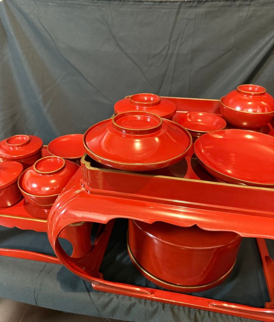 御膳セット　和尚膳　漆塗り　木製　食器　金縁　13点